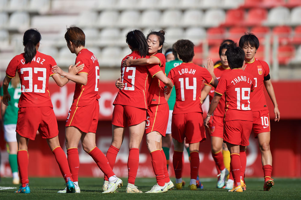 埋头苦练：女足国家队冲刺世界杯