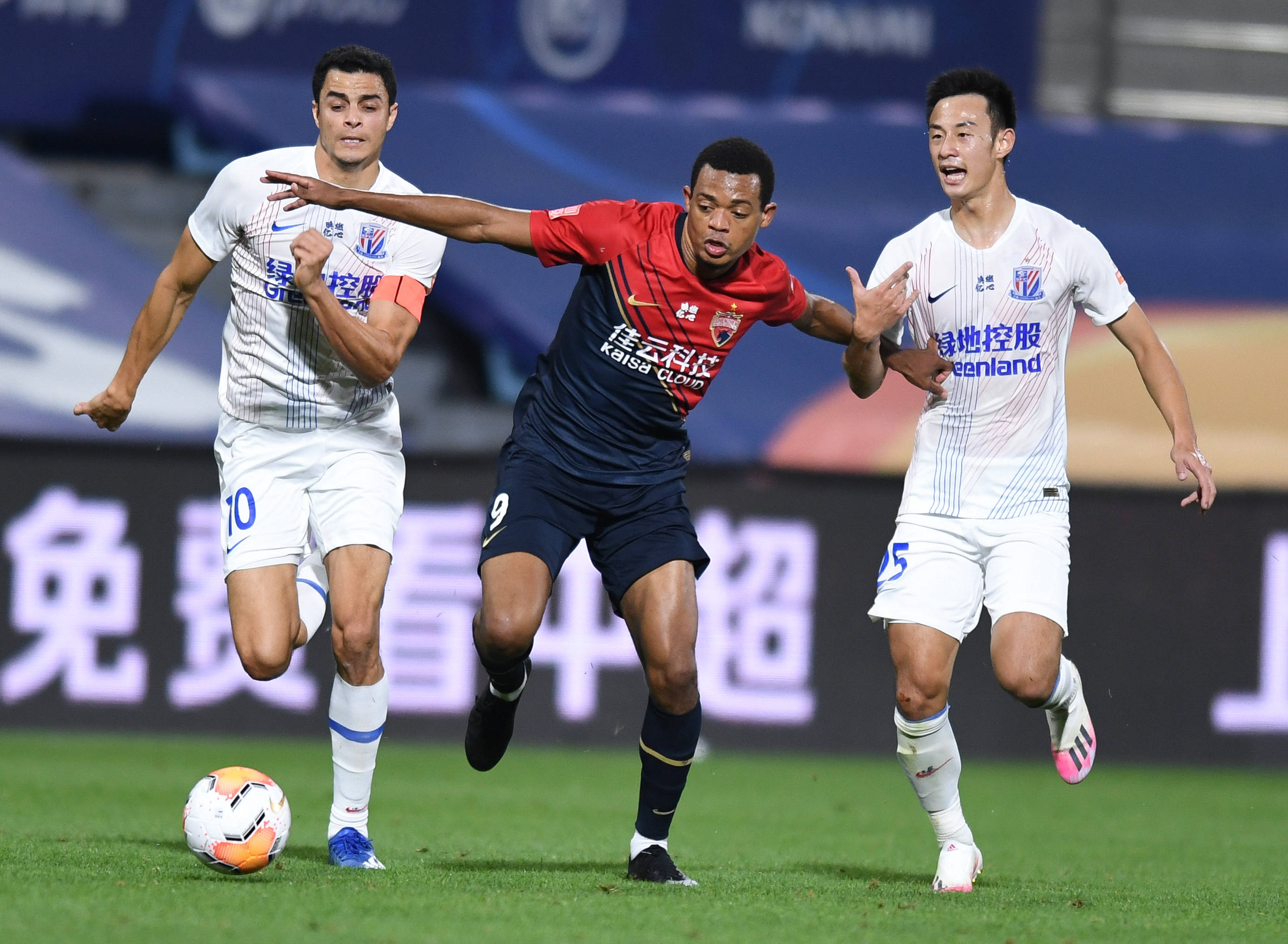 开云体育app-河南嵩山龙进取心强，对阵深圳佳兆业瞄准胜利的简单介绍