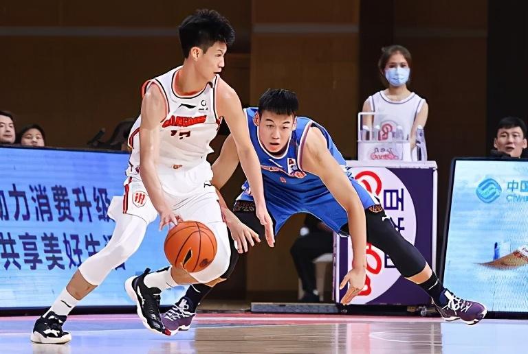 关于四川队士气高涨，大比分战胜山东队的信息