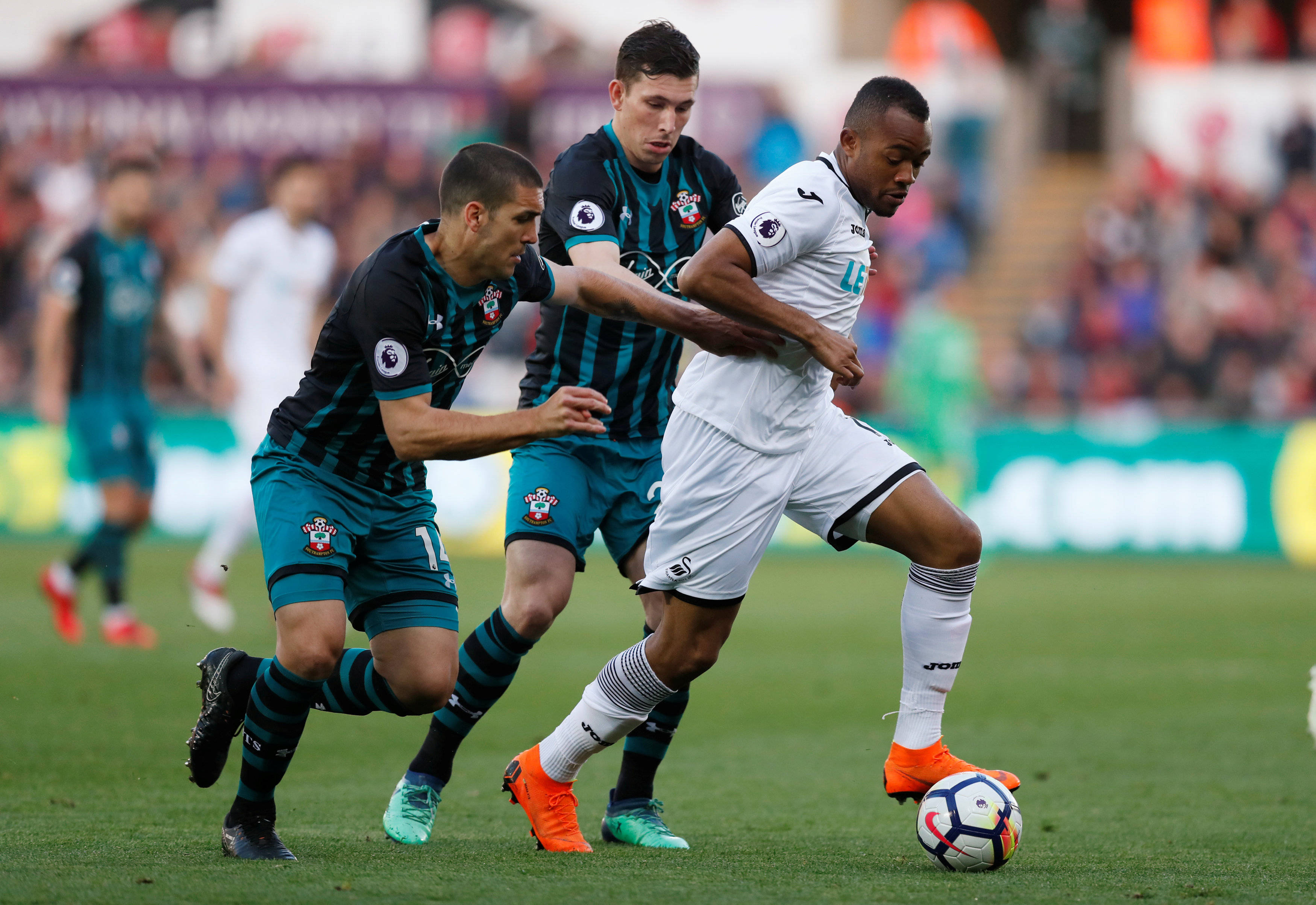 开云APP-卡迪夫城客场战胜斯旺西，保持升级希望的简单介绍