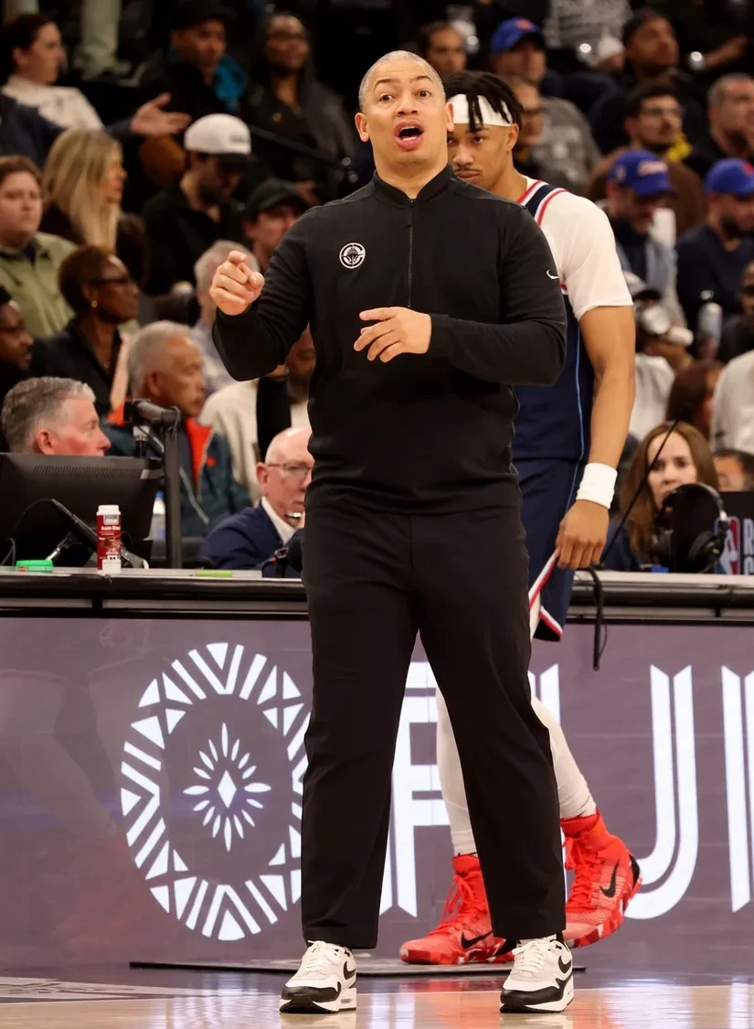 开云体育登录-快船队主帅关注球队防守问题