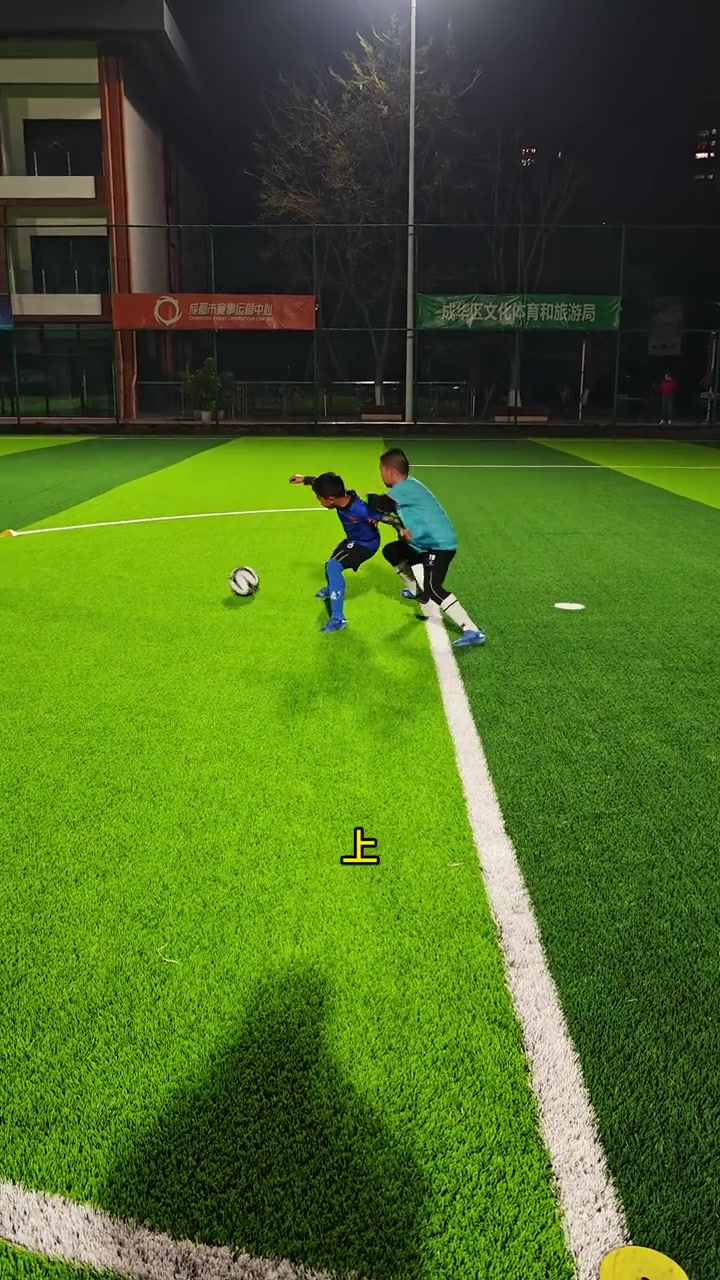 开云体育登录-球员在训练中展现了出色的状态，为比赛做好准备