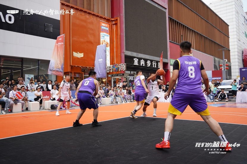 包含季后赛战区赛事精彩纷呈，各队激烈角逐的词条