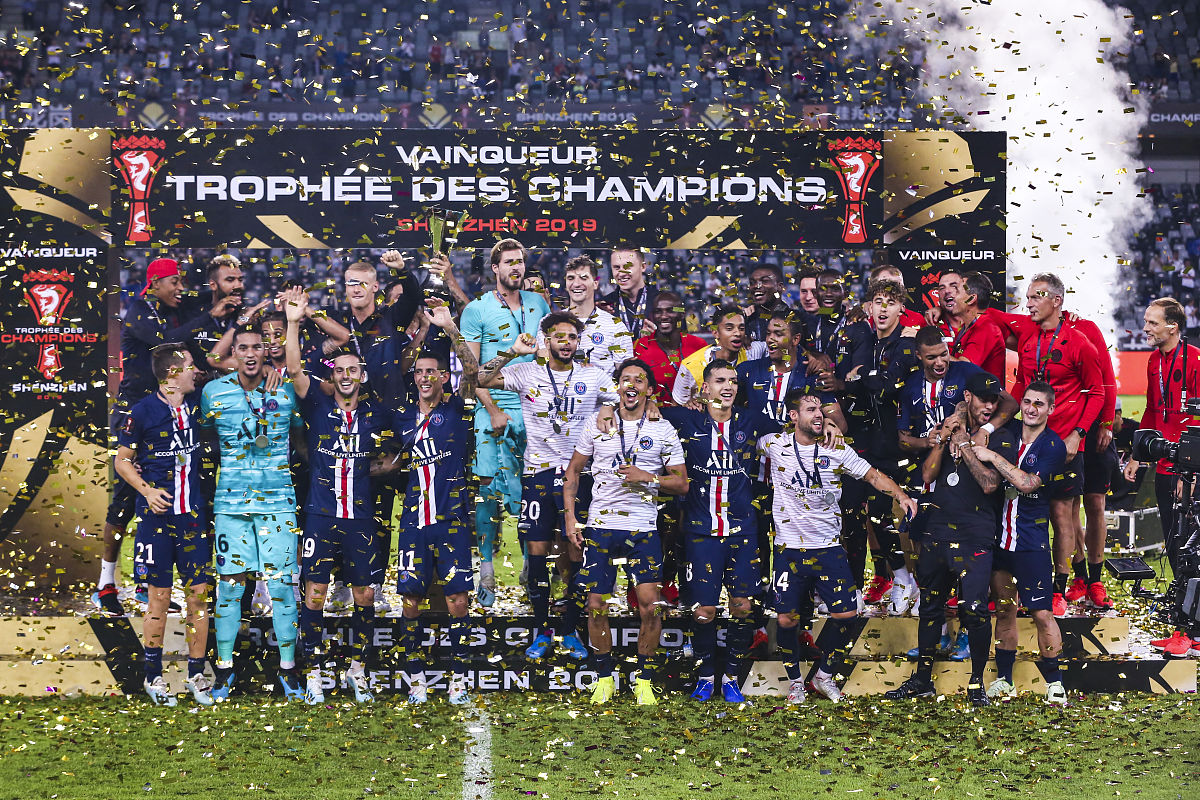 火力全开，球队在比赛中展现实力的简单介绍