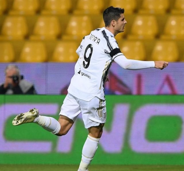 贝内文托表现出色，与对手争高下的简单介绍