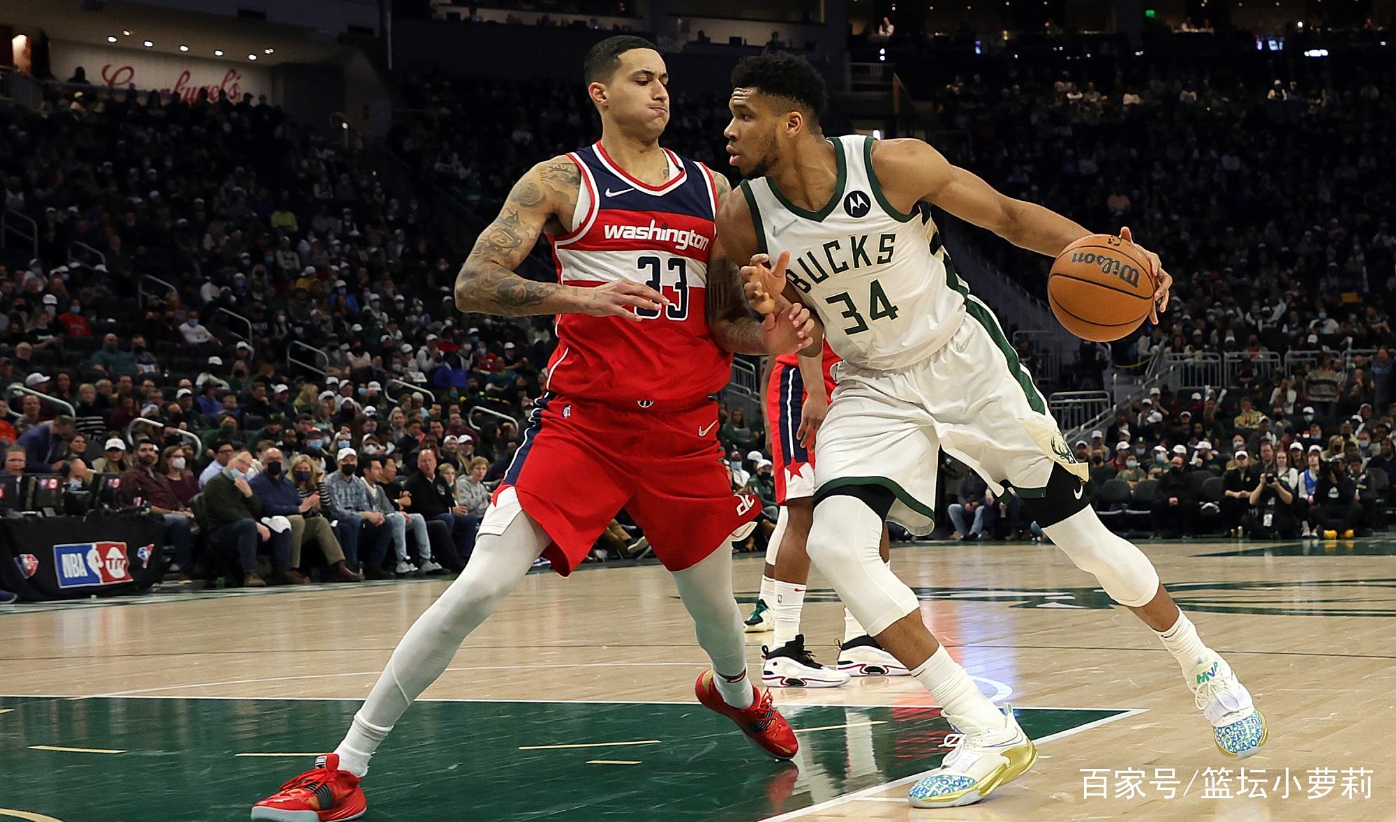 雄鹿大胜黄蜂，结束连败的简单介绍