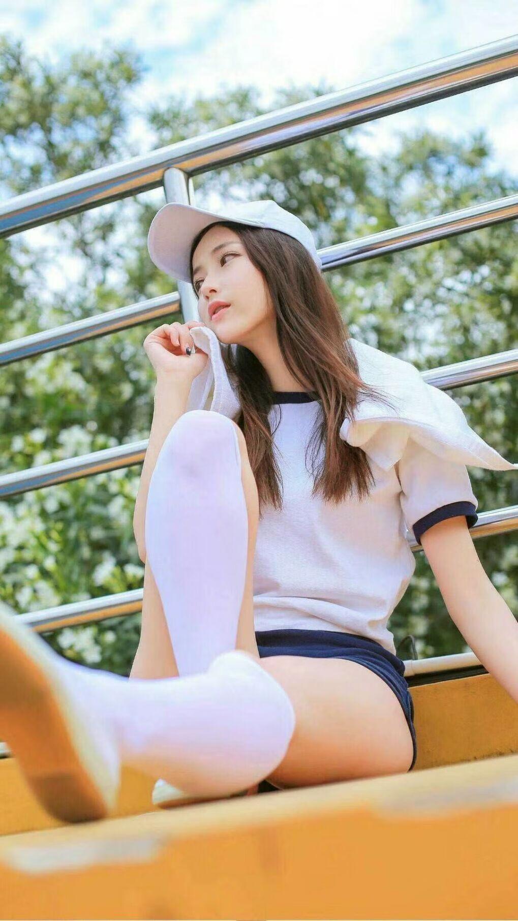 开云平台-钢铁之躯与不灭心火，曼联铁骑碾过皇家社会，阿尔瓦雷斯成奥运周期关键引擎