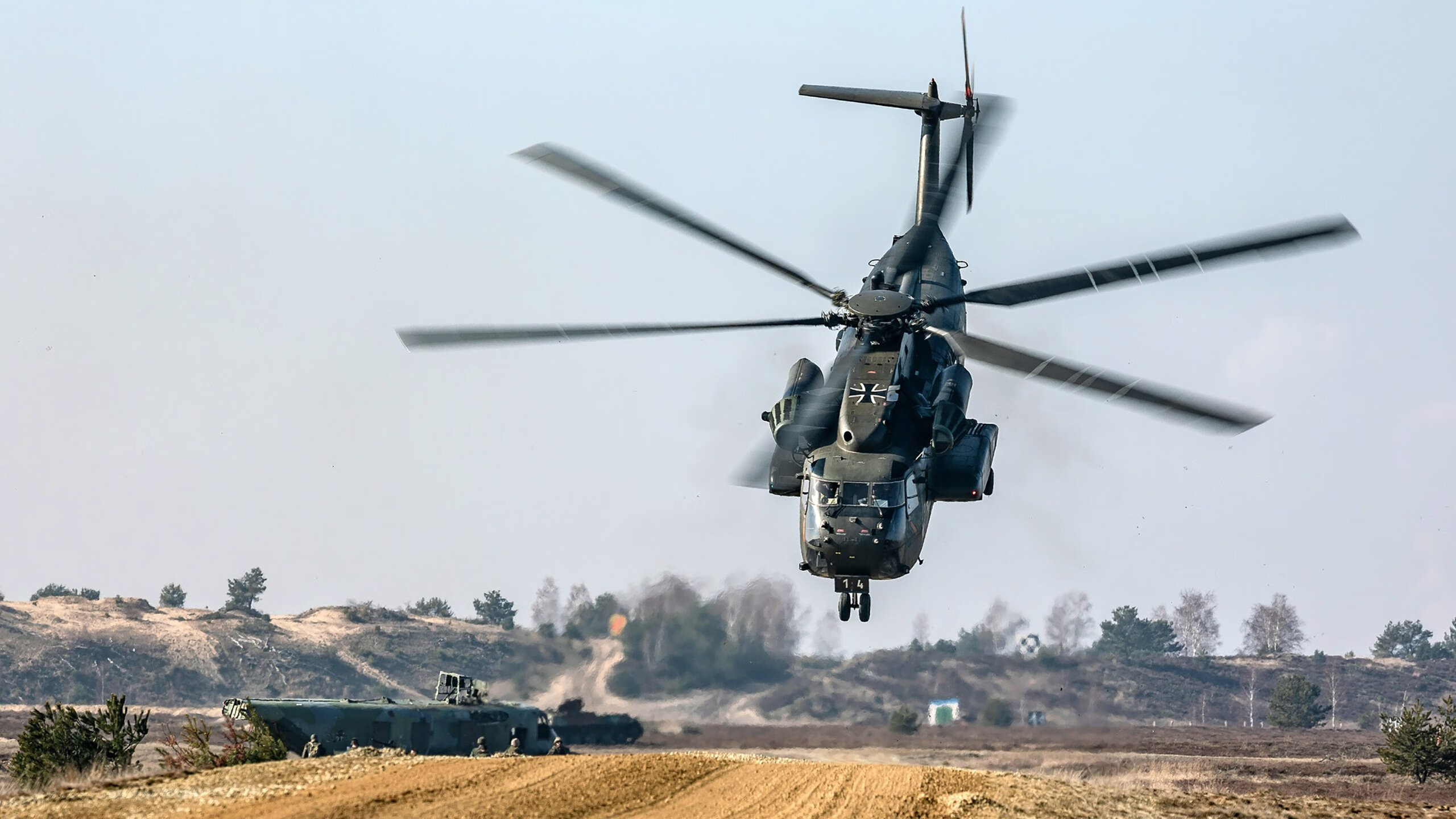开云平台-沉默巨塔，美加墨之夜，当阿坎吉让世界锋线陷入集体失语