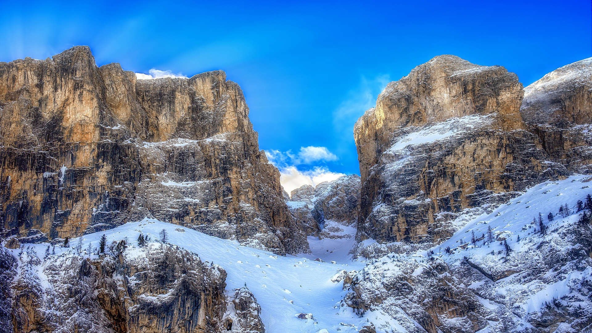 开云下载-双线争锋，英超争冠之夜与东契奇的关键得分盛宴