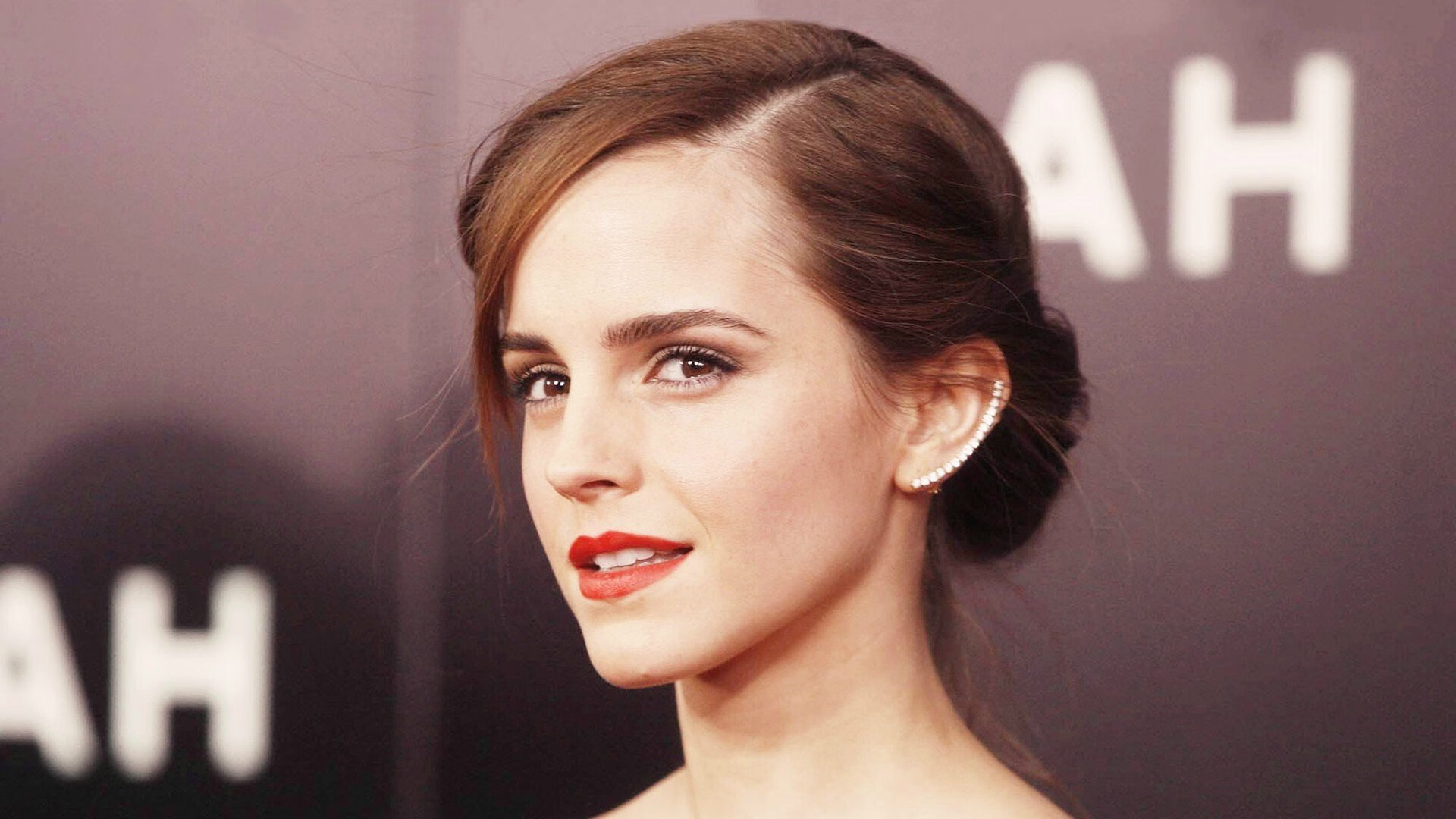 铁卫擎天！德里赫特全程高能输出，巴黎与曼城激战未分胜负