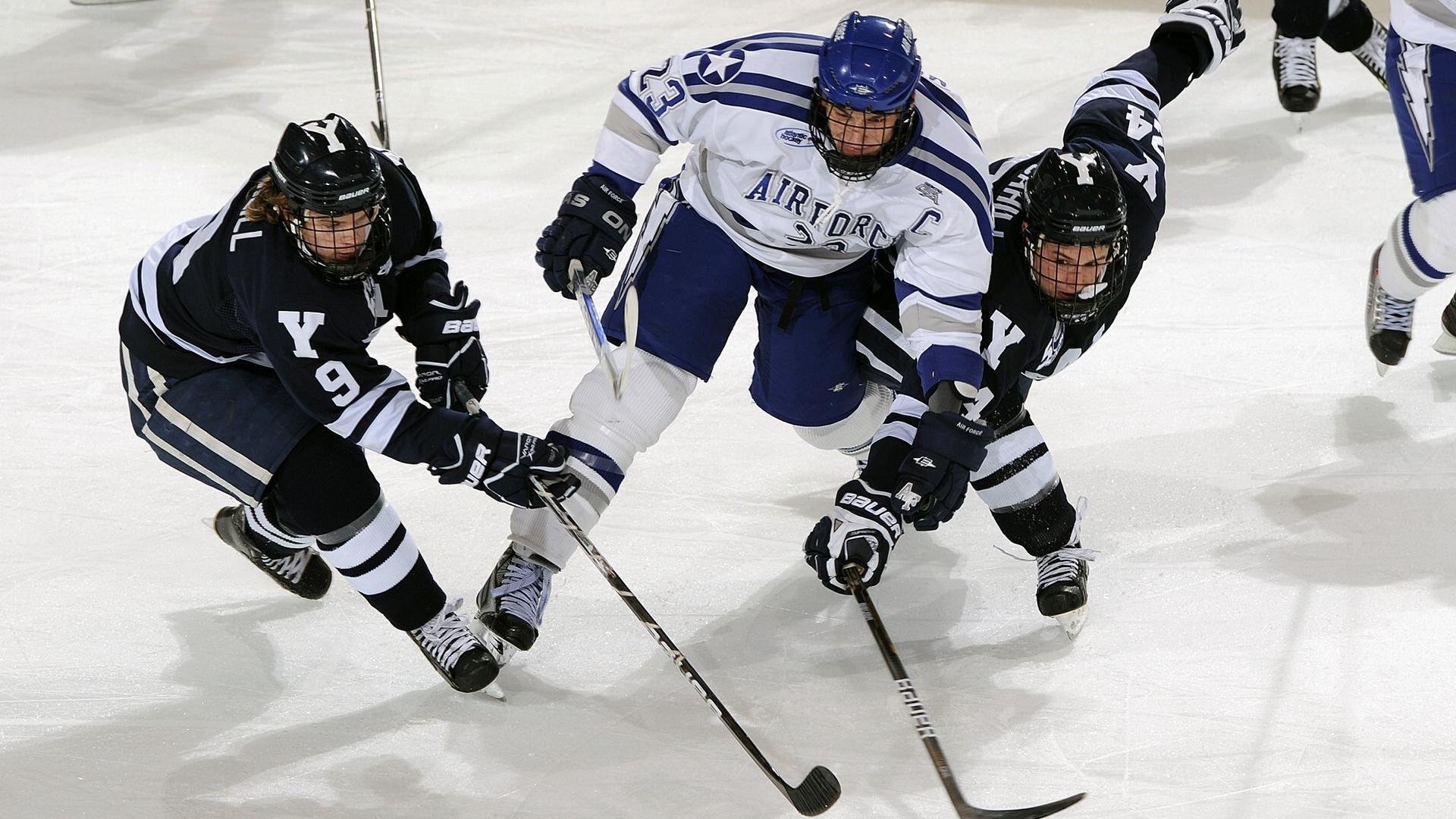 双线狂飙，广东队赛场掀翻广厦队，克莱F1揭幕战强势接管比赛