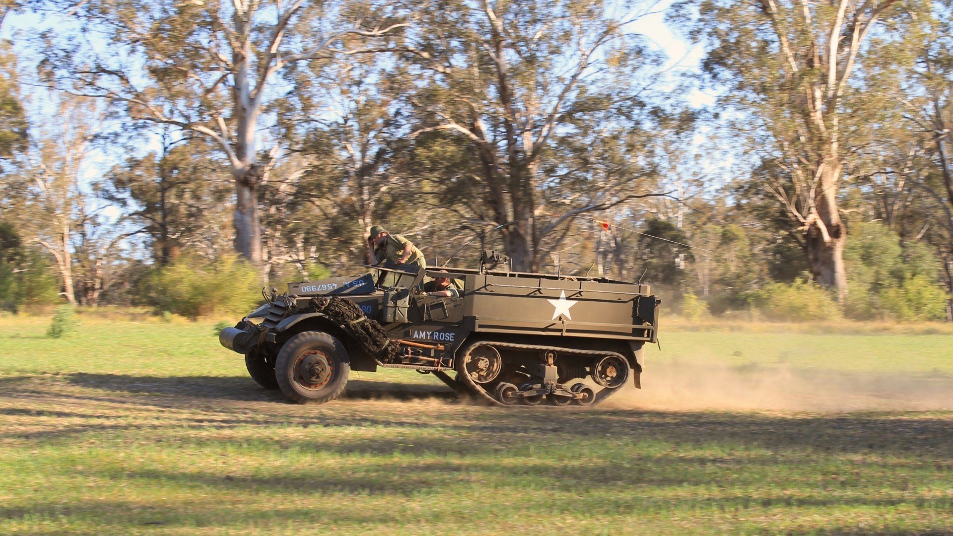 末节风暴！恩比德统治攻防打崩热火，尼克斯三杀宿敌锁定心理王座